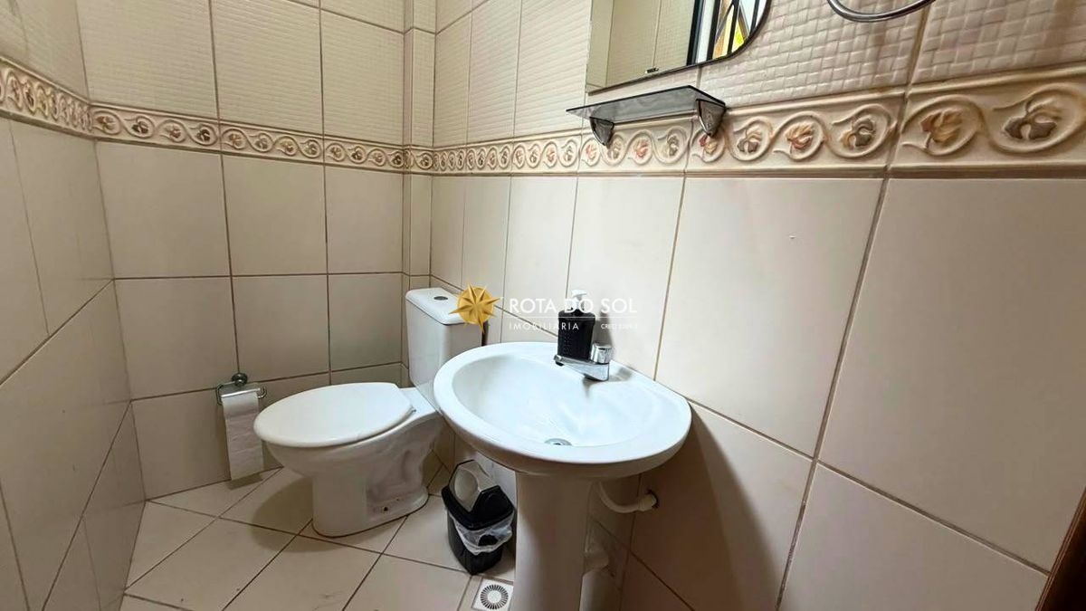 Duplex Mobiliado 2 Suítes à Venda Praia Centro Bombinhas SC - 5