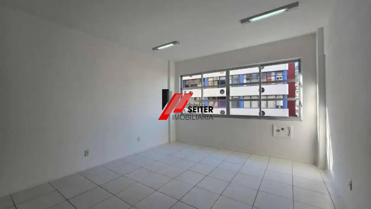 Sala comercial à venda no Centro de Florianópolis
