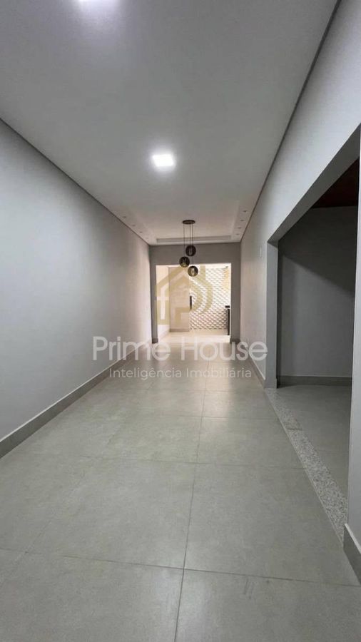Vende-se Casa de Esquina no Condomínio Arbo Iguatemi