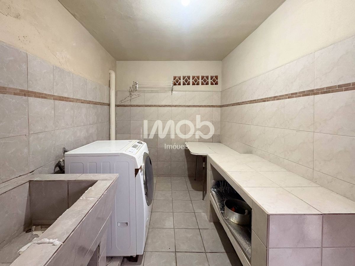 Casa, 3 quartos, 250 m² - Foto 17
