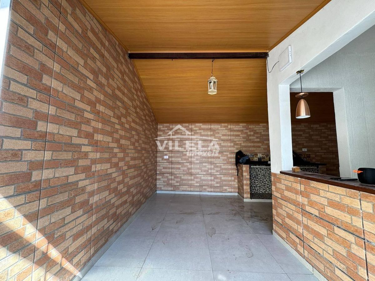 Casa à poucos metros da praia bairro porto novo-caraguatatuba-sp