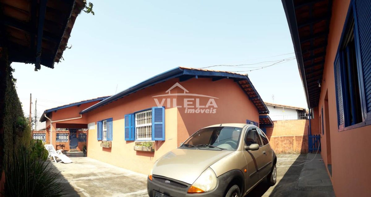 Casa de esquina -indaiá- caraguatatuba-sp