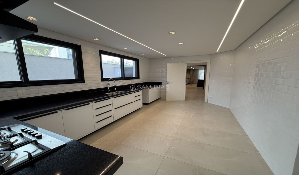 Casa, 3 quartos, 600 m² - Foto 13