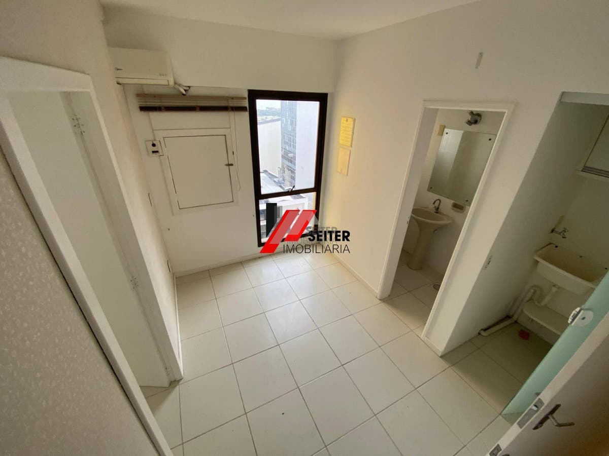 Sala comercial a venda no Centro de Florianópolis