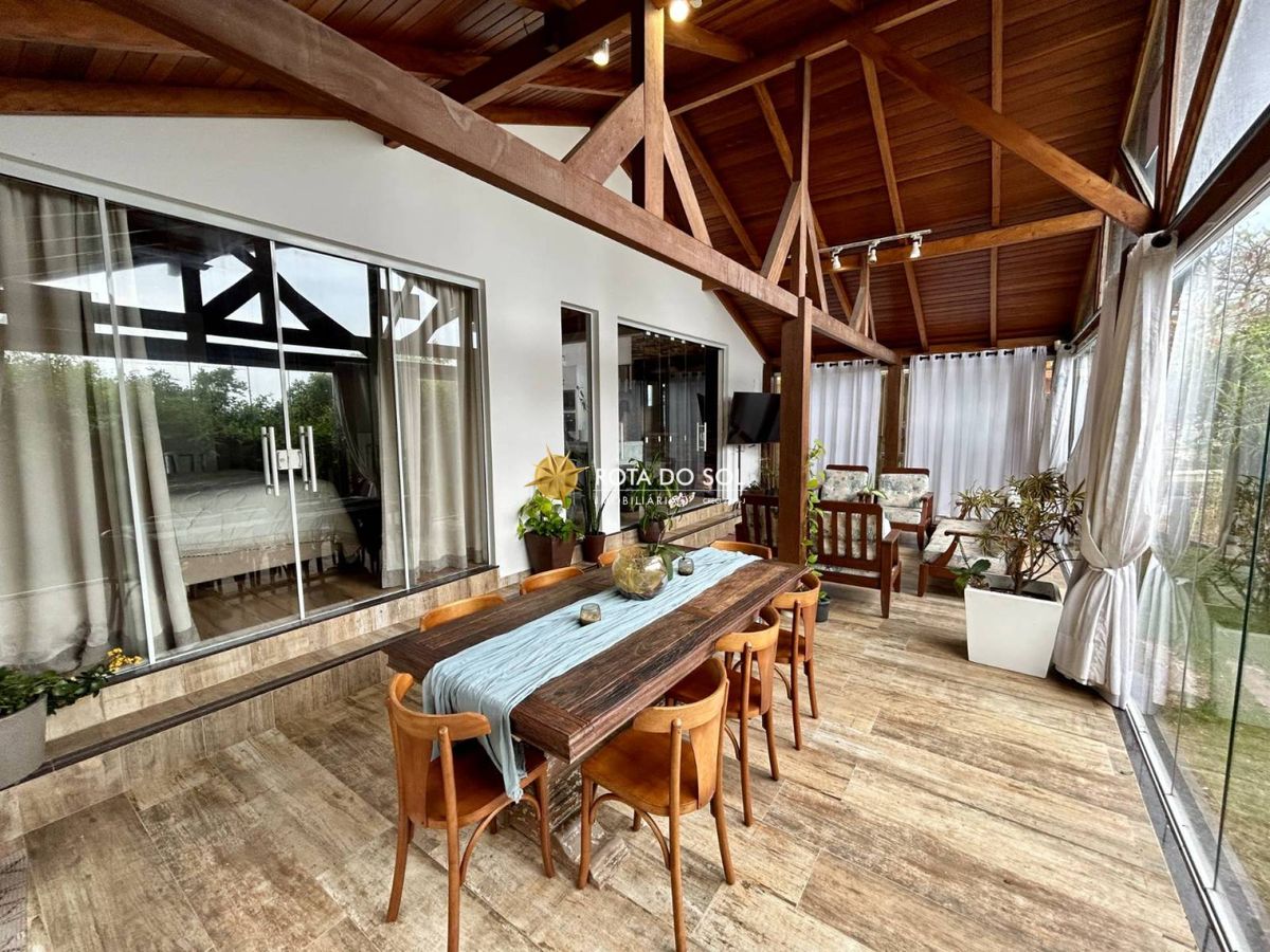 Casa Frente Mar à venda Praia de Canto Grande Bombinhas SC - 8