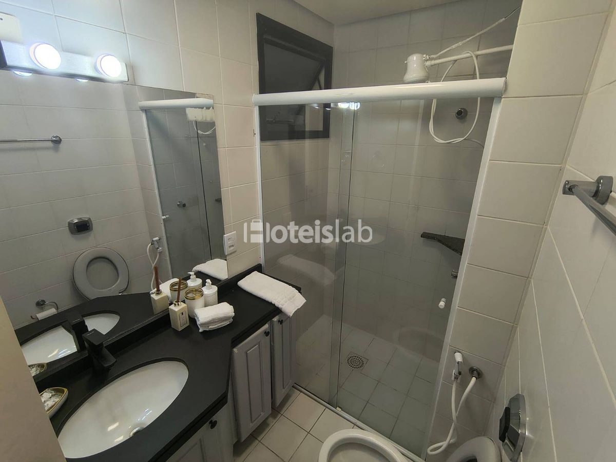 Lindo apartamento de 1 quarto no condomínio de frente para o mar Merit Plaza