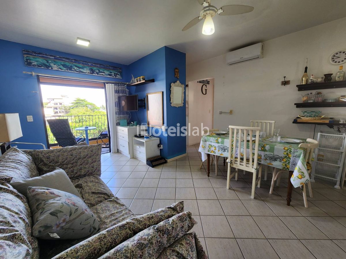 Lindo apto de 2 quartos com piscina a 300m da praia