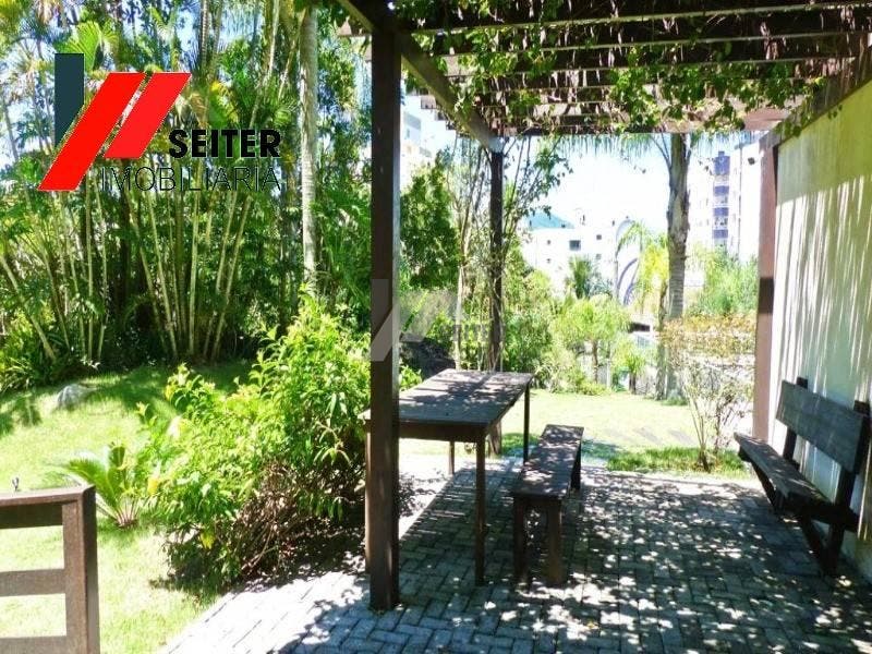Apartamento a venda de 3 dormitorios Itacorubi Florianopolis