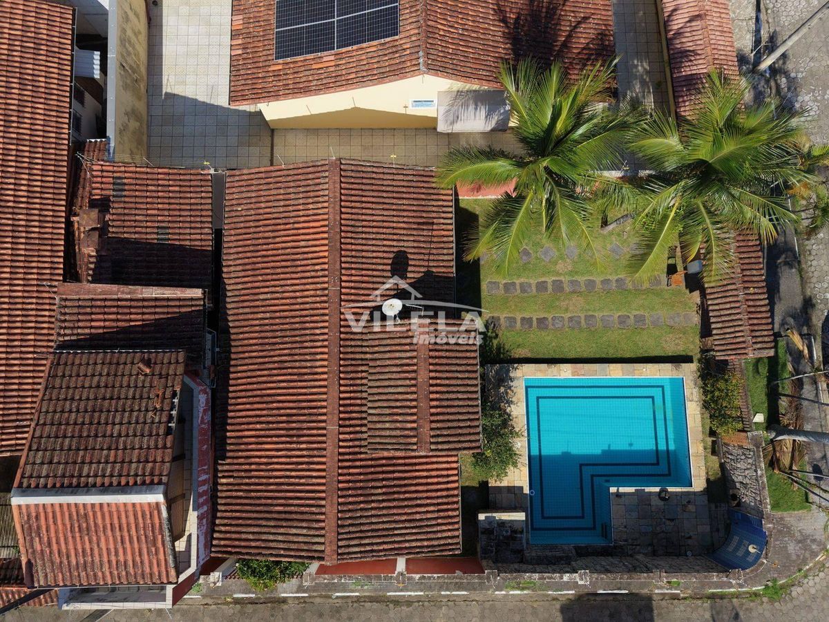 Casa com Piscina-Lado Praia-Bairro Indaiá-Caraguatatuba-Sp
