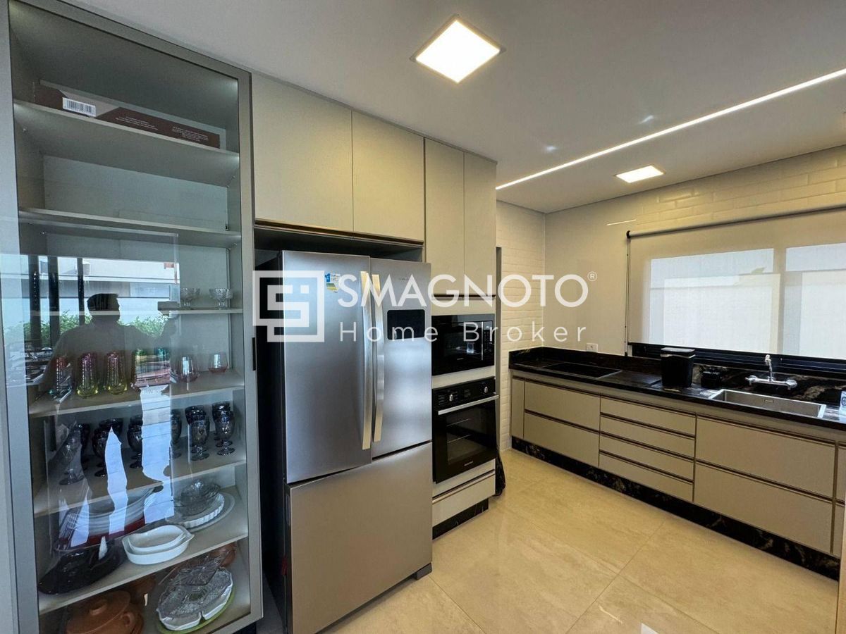 Sobrado com 3 dormitórios à venda, 218 m² por R$ 2.250.000,00 - Residencial Villa D’Aquila - Piracicaba/SP