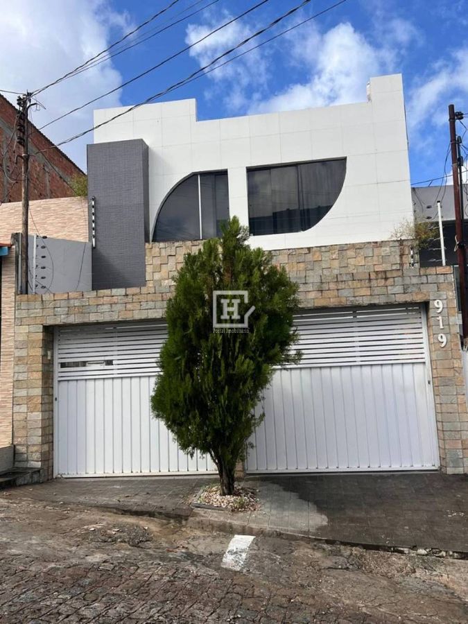 Casa com 4 quartos à Venda, Suíssa - Aracaju