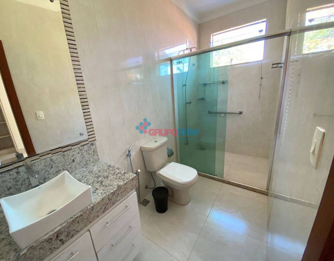 Casa de Condomínio com 6 quartos para Locação, Jardim Ipê - Lagoa Santa