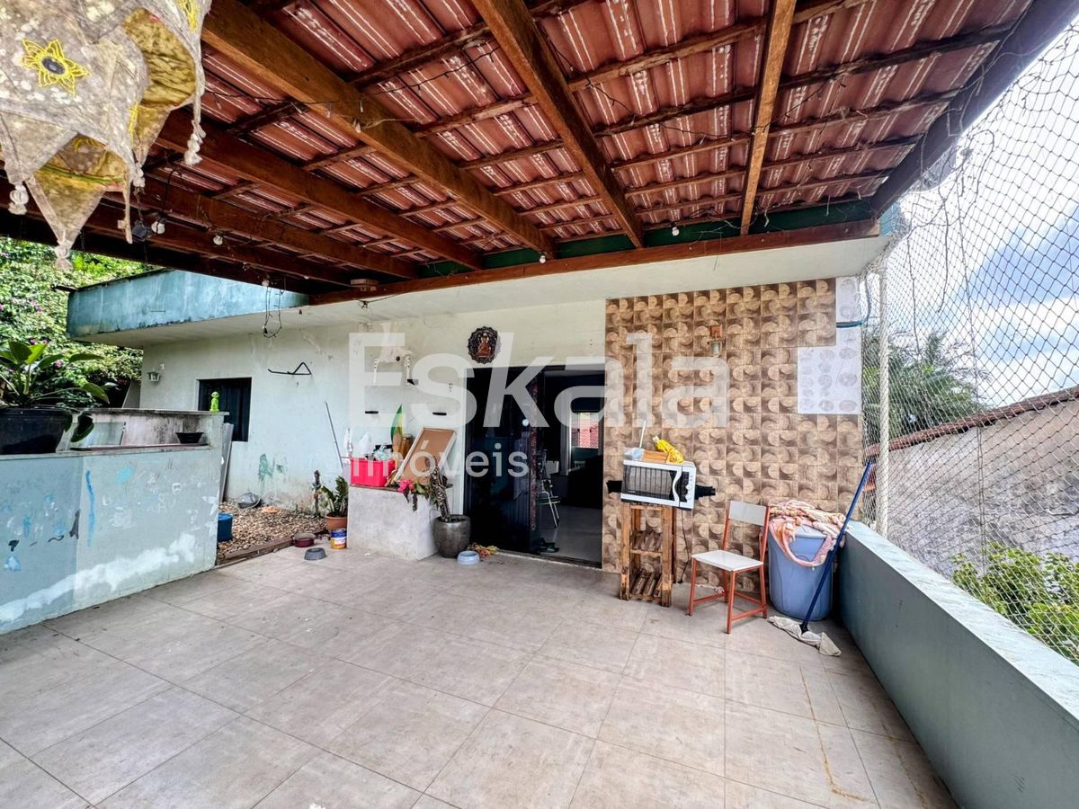 Casa Semi Mobiliada Com 03 Quartos Ilha Da Figueira - Jaraguá Do Sul