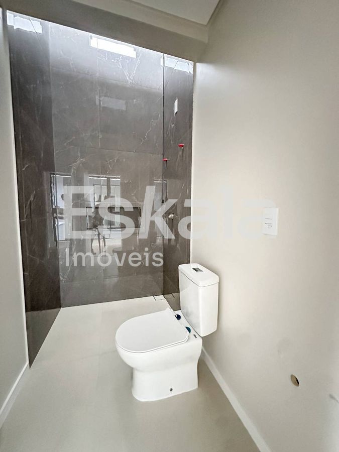 Casa geminada com 02 dormitórios + 01 suíte com close são luís - jaraguá do sul