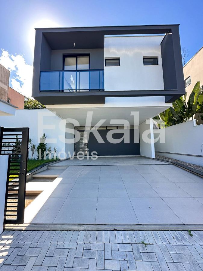 Casa Residencial Com 04 Suítes Amizade - Jaraguá do Sul