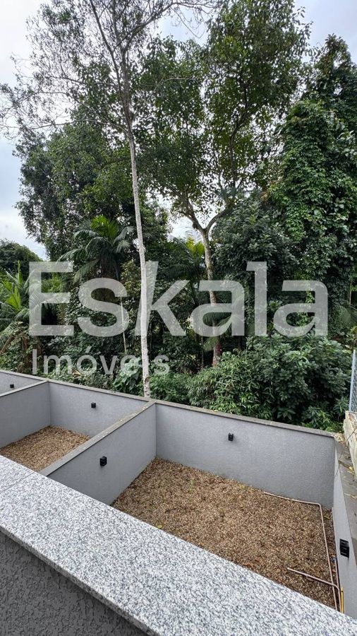 Sobrado geminado - 107m2 privativos - Três Rios do Norte