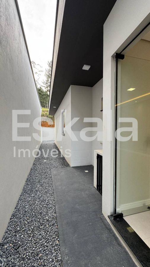 Casa Geminada Com 02 Dormitórios Braço do Ribeirão Cavalo - Jaraguá do Sul