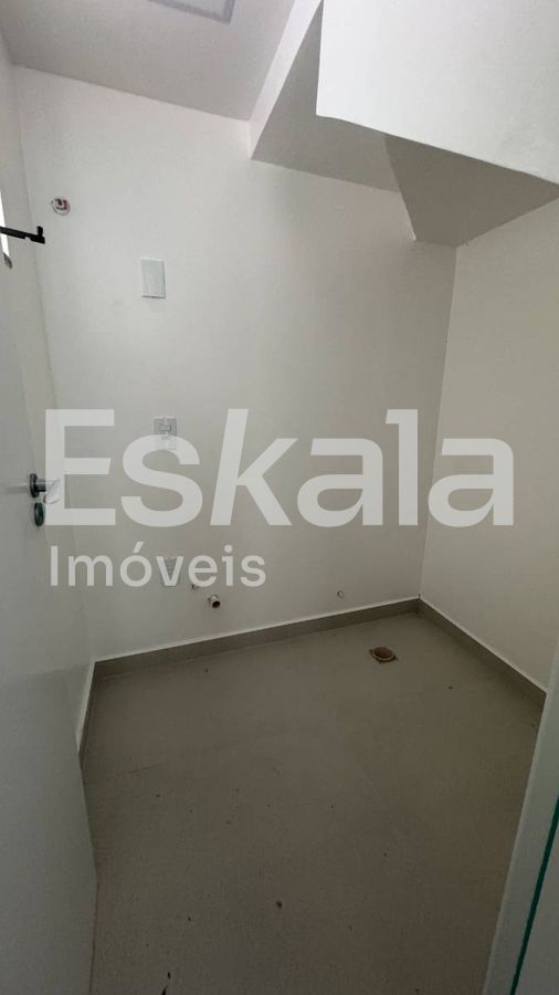 Sobrado geminado - 107m2 privativos - Três Rios do Norte