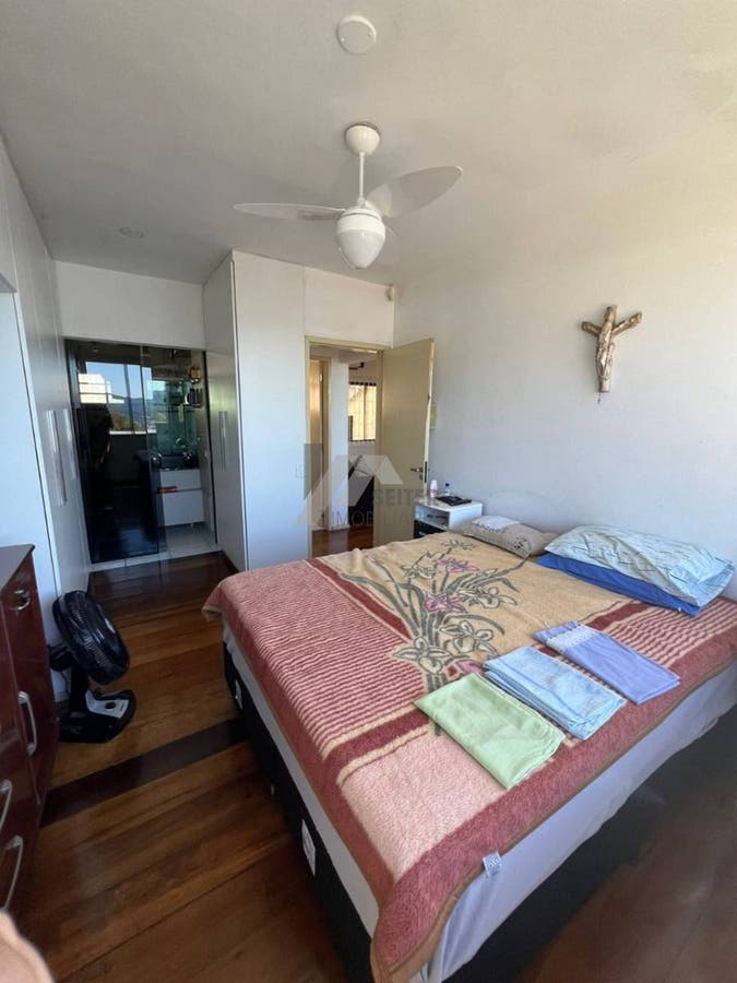 Casa para locação com 3 dormitórios sendo 1 suíte em Florianópolis Centro