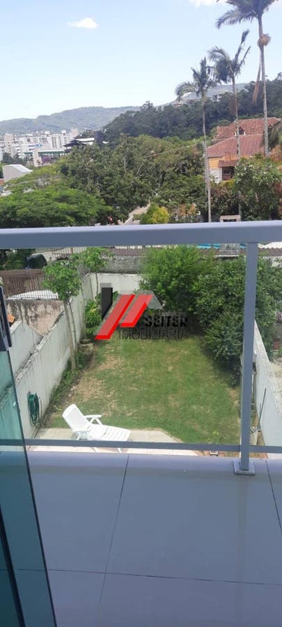 Casa a venda com 4 quartos sendo 4 suítes, 5 banheiros e 5 vagas de garagem, com area total de 279m²