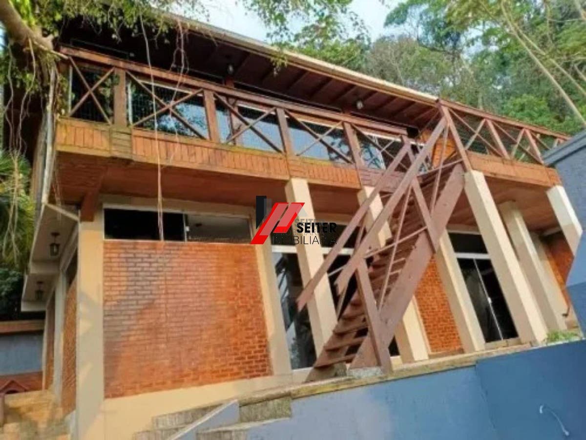 Casa à venda na Cachoeira do Bom Jesus em Florianópolis-SC