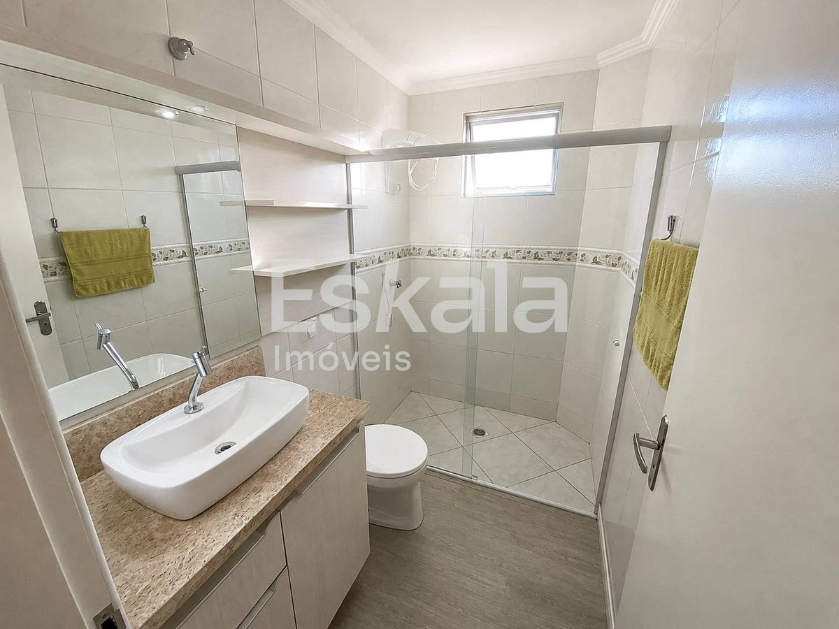 Apartamento Semimobiliado com 01 Suíte + 02 Quartos Czerniewicz - Jaraguá do Sul