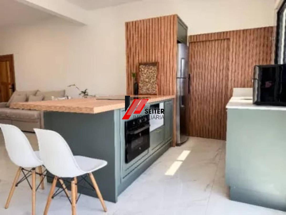 Apartamento à venda na Cachoeira do Bom Jesus Florianópolis