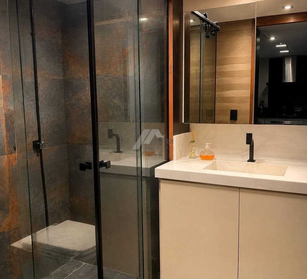 Apartamento de 1 dormitório em condomínio no Canto da Lagoa