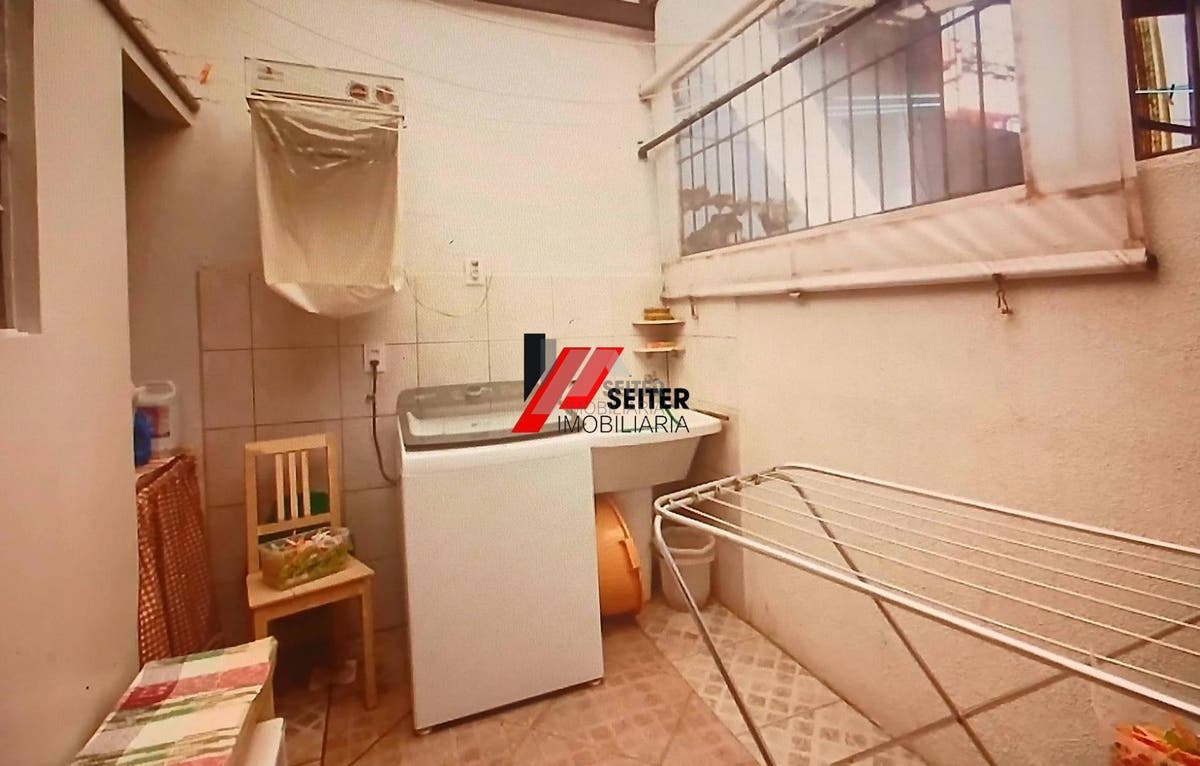 Casa à venda na trindade Florianópolis