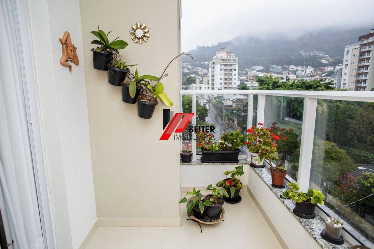 Apartamento à venda no bairro Trindade em Florianópolis.