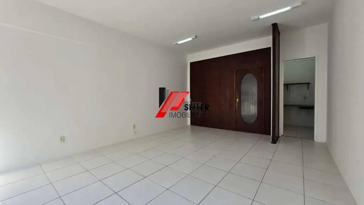 Sala comercial à venda no Centro de Florianópolis