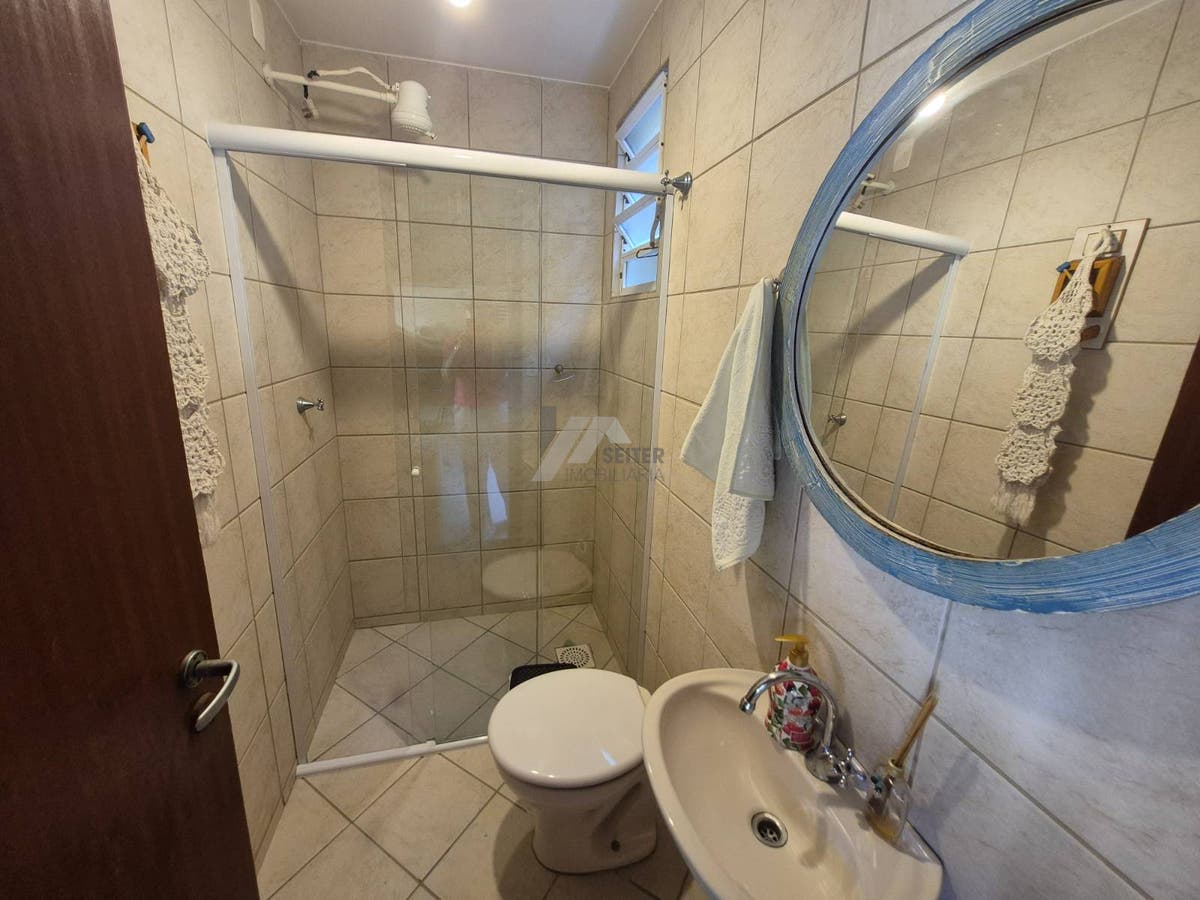 Casa a venda na Trindade com 5 dormitórios Florianópolis