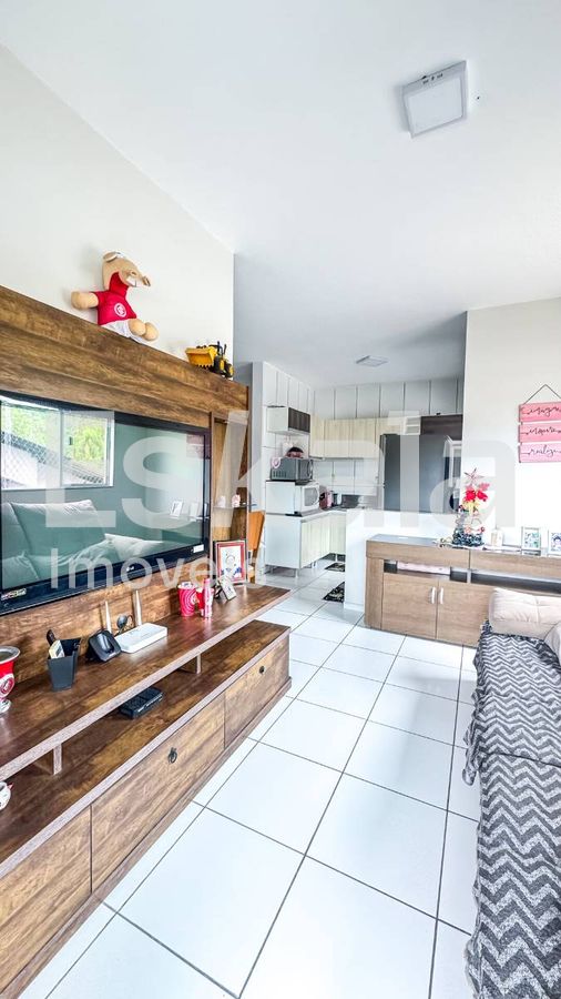 Apartamento Semi-Mobiliado com 03 Dormitórios Ilha da Figueira - Guaramirim