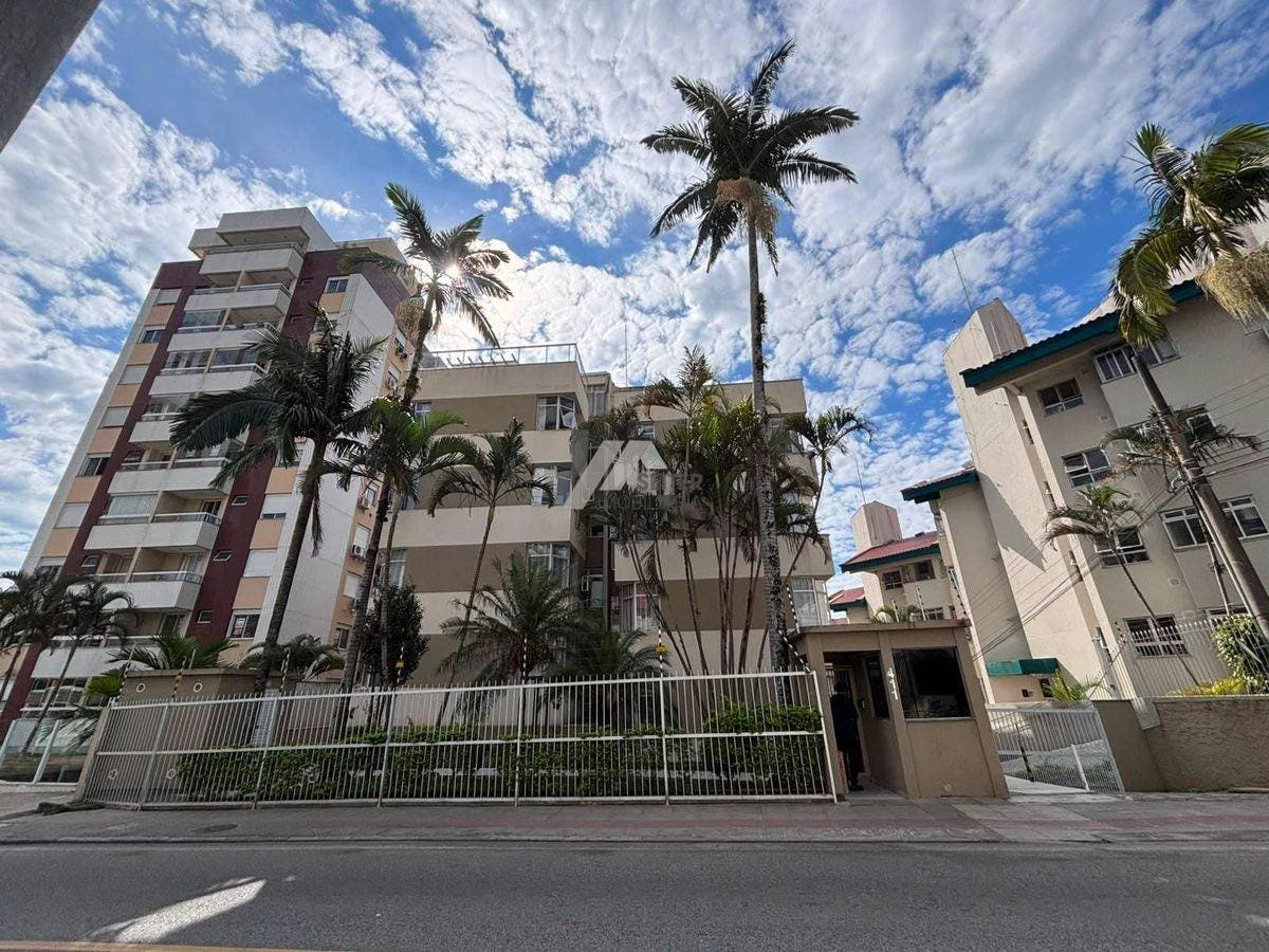 Apartamento à venda na Agronômica Florianópolis