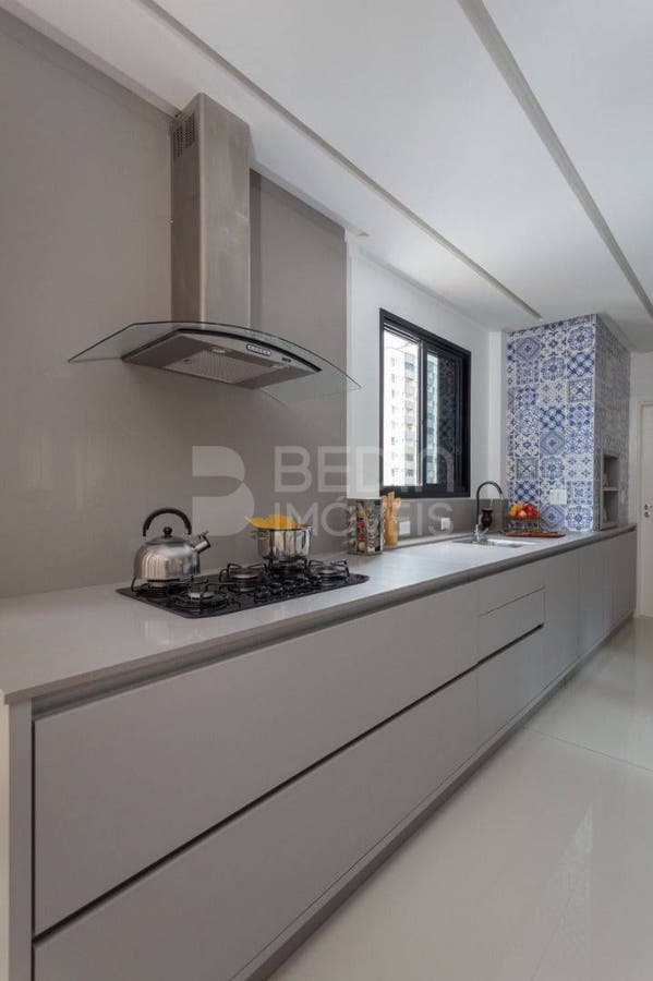 Apartamento de 3 quartos, 123m² no bairro Centro, em Balneário Camboriú | Eu Corretor