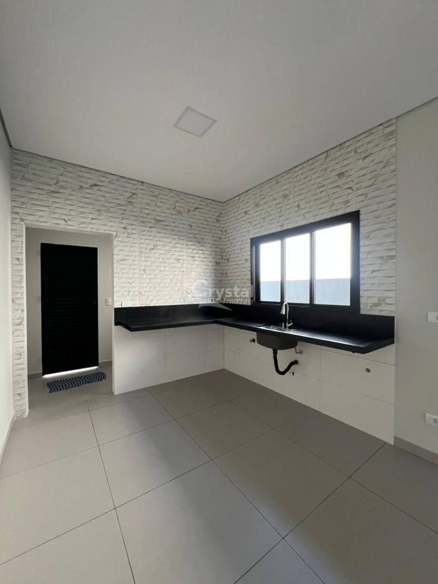 Casa à Venda com 2 Quartos e Área de Lazer em Villa Jatobá - Avaré. Foto 2