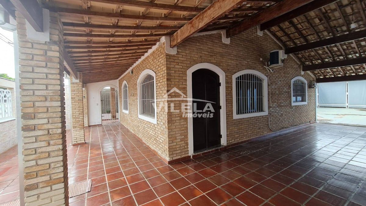 Casa térrea com edícula no morro do algodão-caraguatatuba-sp