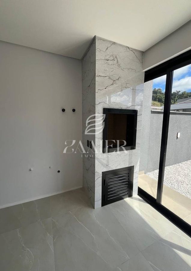 Sobrado com 3 quartos, Jardim Sofia - Joinville
