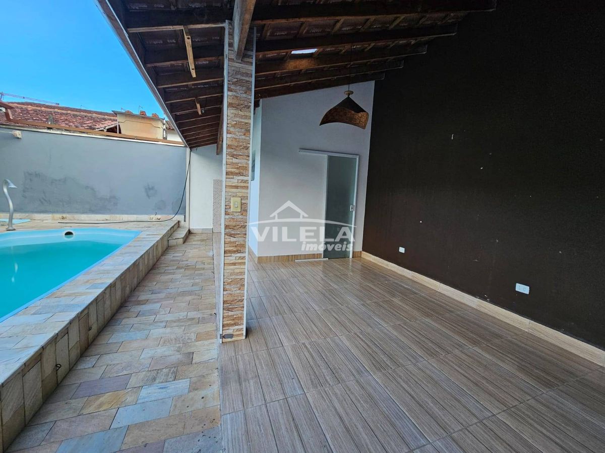 Casa com piscina na martin de sá-caraguatatuba-sp