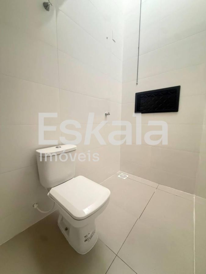 Casa Geminada Com 02 Dormitórios Beira Rio - Guaramirim