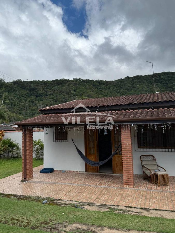 Casa com piscina - à venda -bairro massaguaçu-caraguatatuba-sp