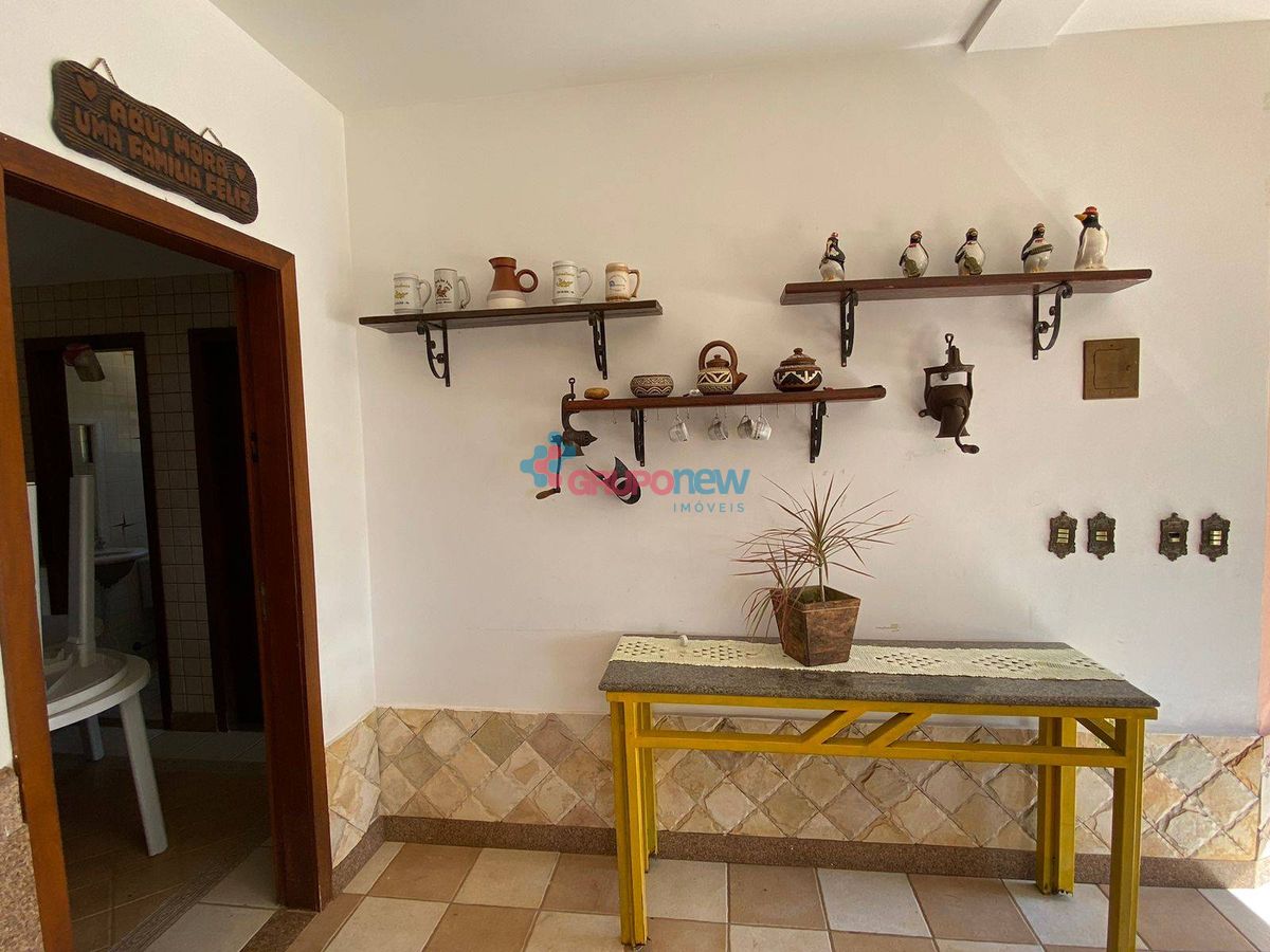 Casa com 6 quartos à Venda, Recanto da Lagoa - Lagoa Santa