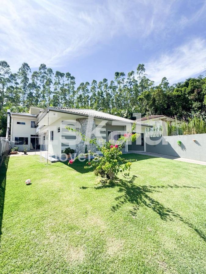Casa Com 02 Suítes + 01 Dormitório Tifa Martins - Jaraguá Do Sul