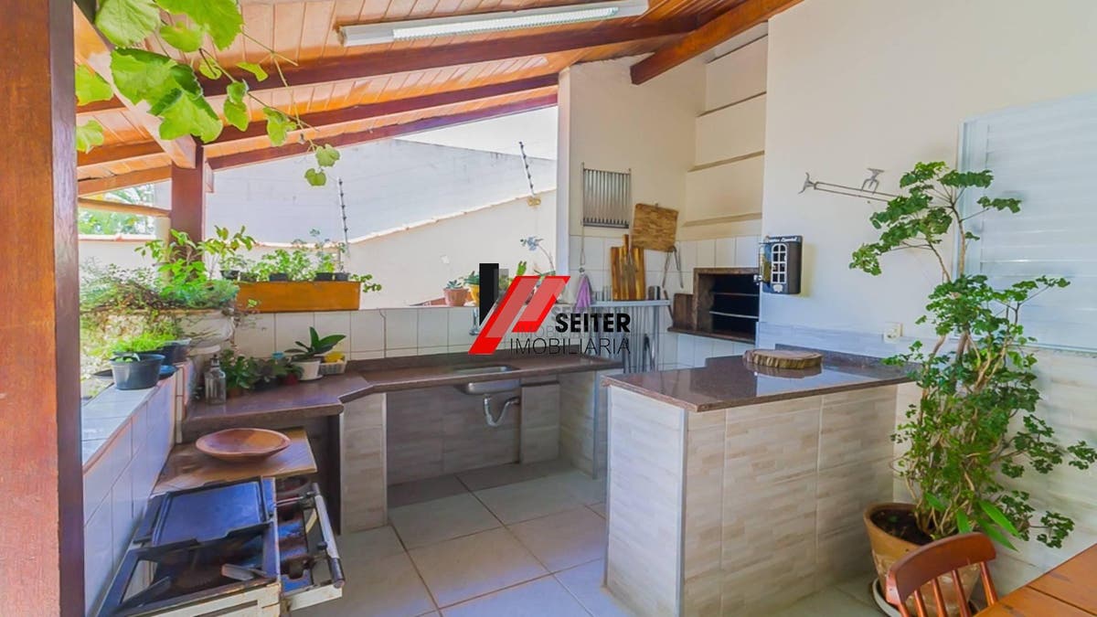 Casa a venda Trindade Florianopolis