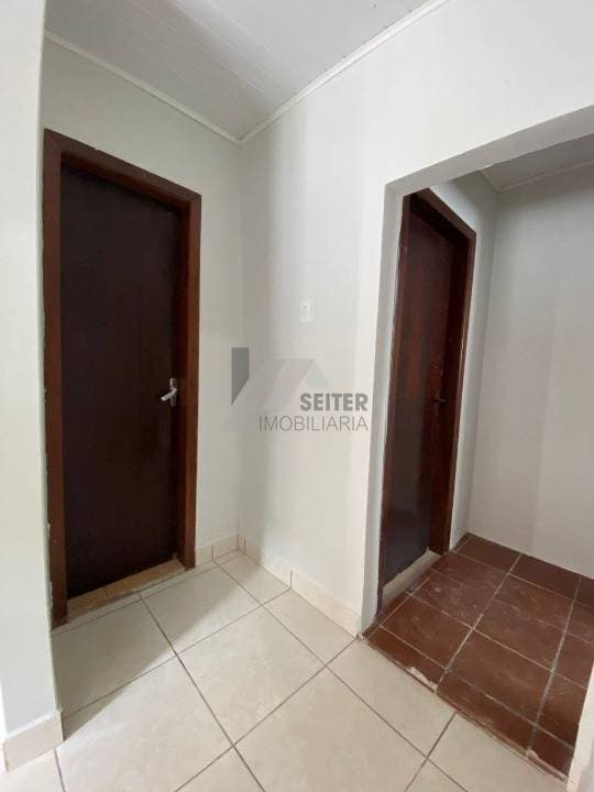 Terreno com duas casas à venda no Bairro Trindade em Florianópolis