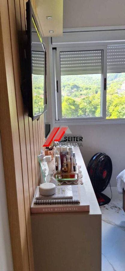 Apartamento de 3 quartos sendo uma suíte à venda no bairro Itacorubi em Florianópolis