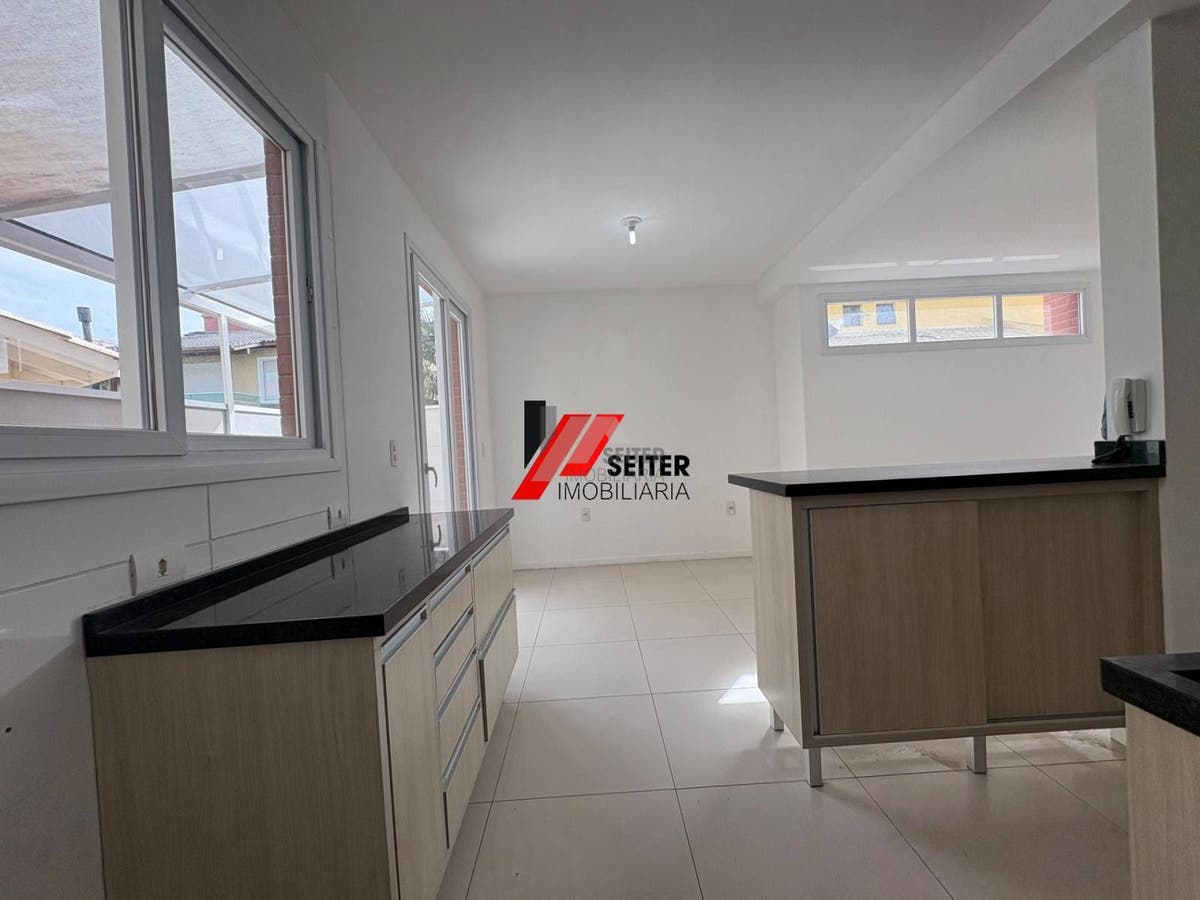 Casa 3 dormitórios com suite venda campeche florianópolis