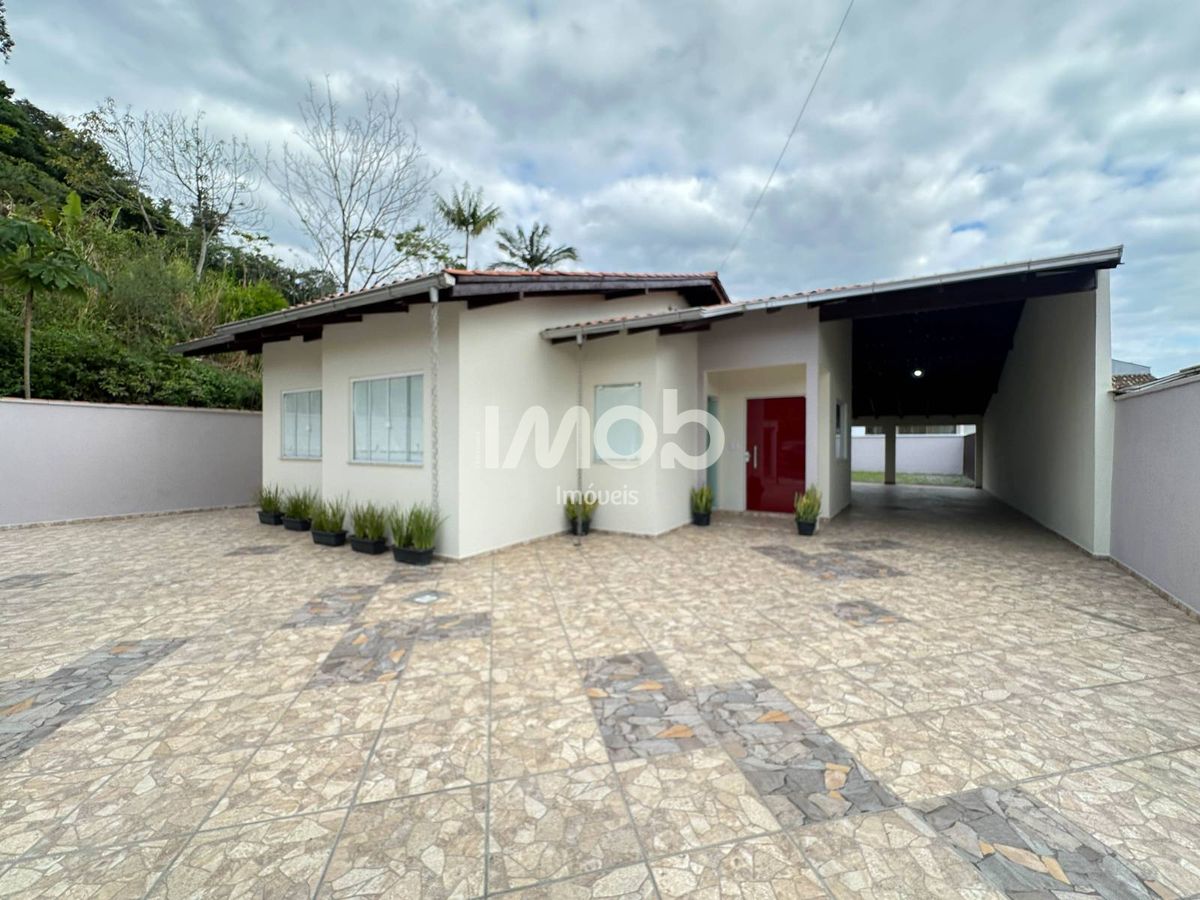 Casa, 3 quartos, 190 m² - Foto 1