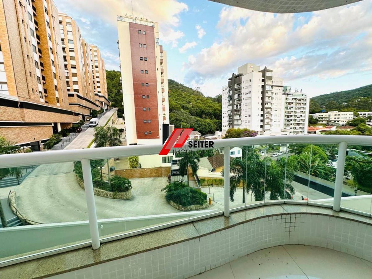 Apartamento de 4 dormitorios com suite para alugar Tom Jobim Itacorubi