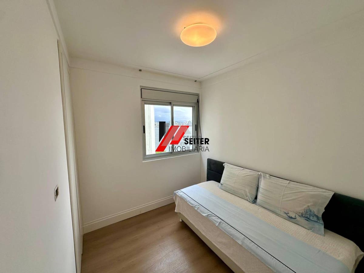 Apartamento 3 dormitórios e suite venda Centro Florianópolis